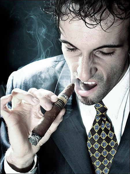 Lasario is smoking курильщик