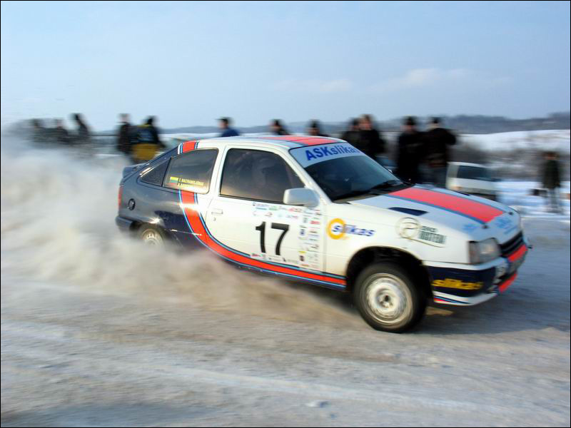 #17 opel kadett, rally, visaginas 2005, grazhute