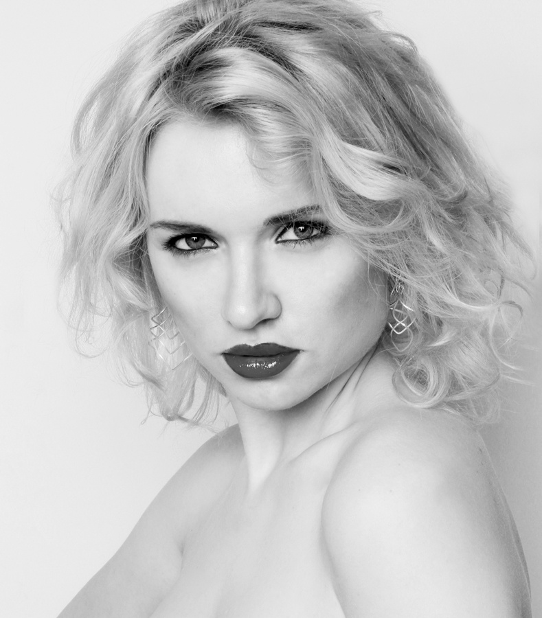 Red lips 