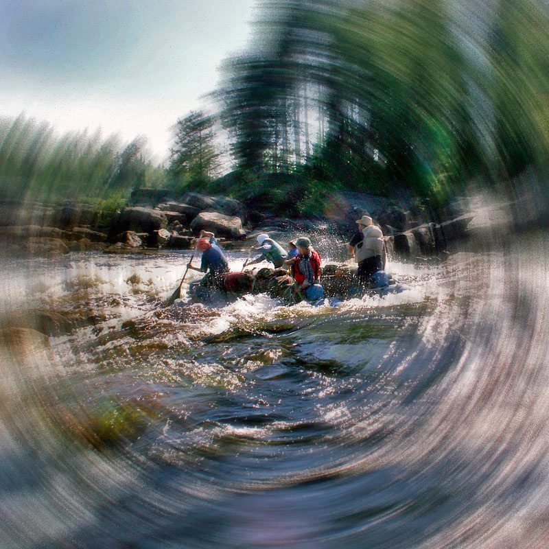 В водовороте 
