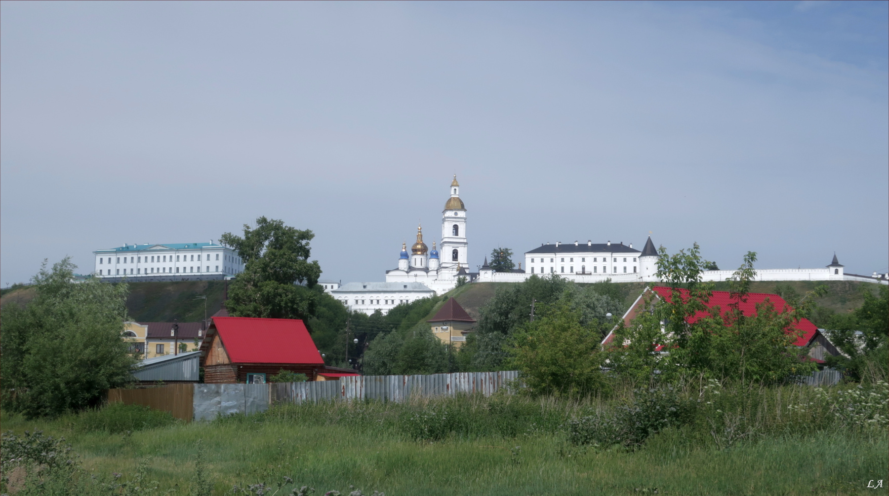 Этажи города Тобольска фототренер Александр Мамакин Творческий Союз Снежный Лев Lihgra Advenyture фото Светланы Мамакиной Путешествие Фотосайт Россия Сибирь Тюменская область Тобольск Тобольский Кремль июль