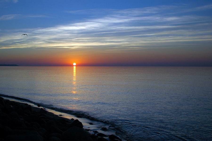 Тишина море