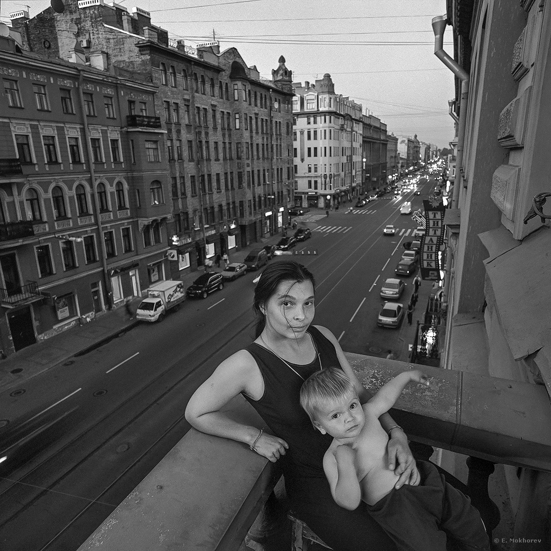 Елена и Илларион. Средний проспект, С.-Пб., 2009. Mokhorev
