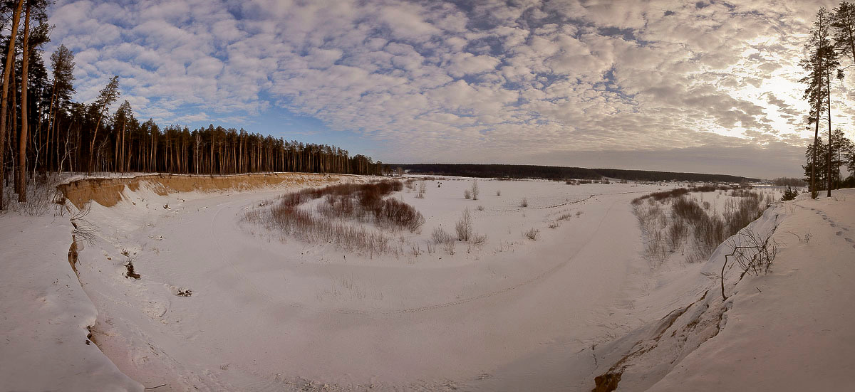 Морозом затянуло нашу речку Касмалу 