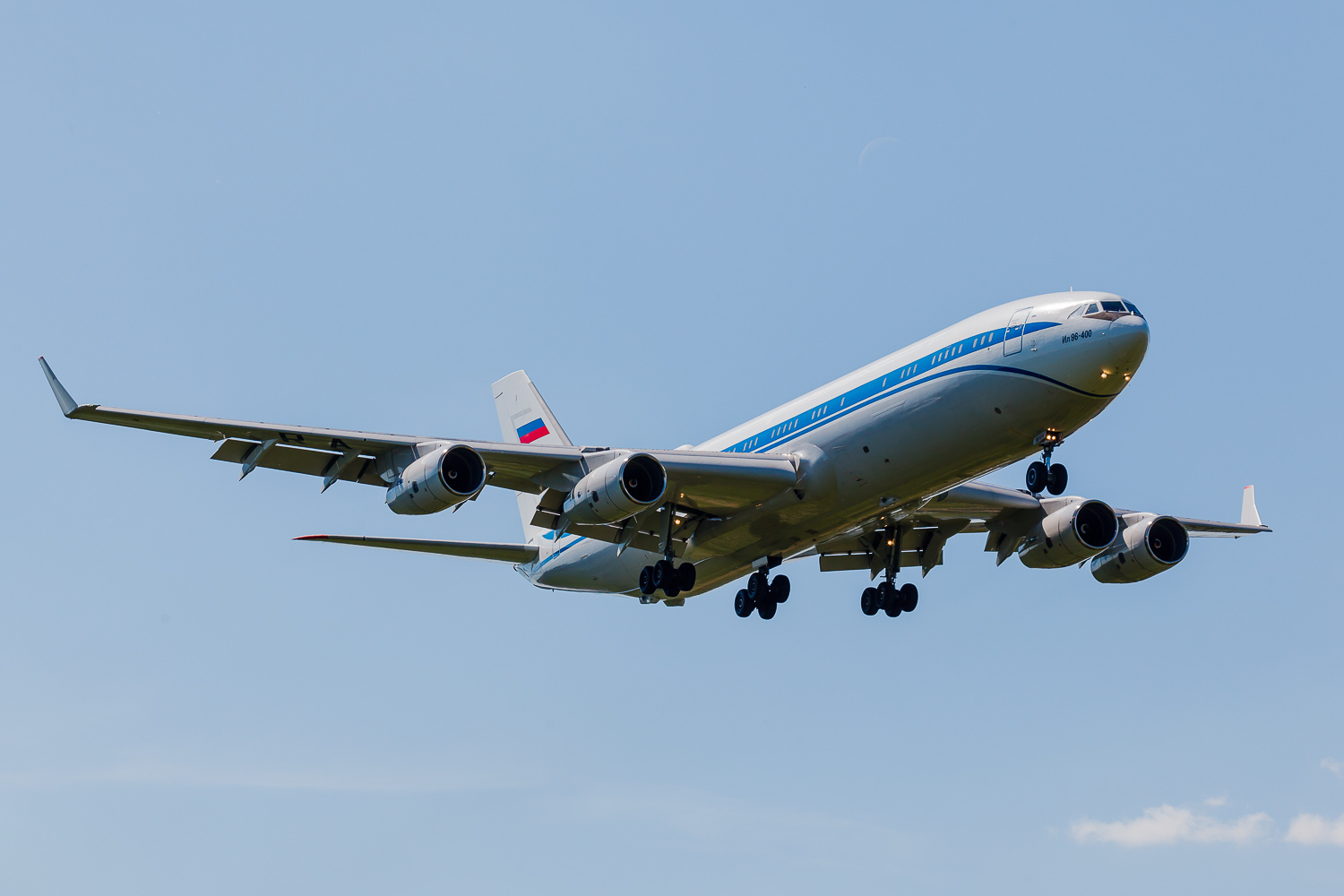 Ил-96-400 