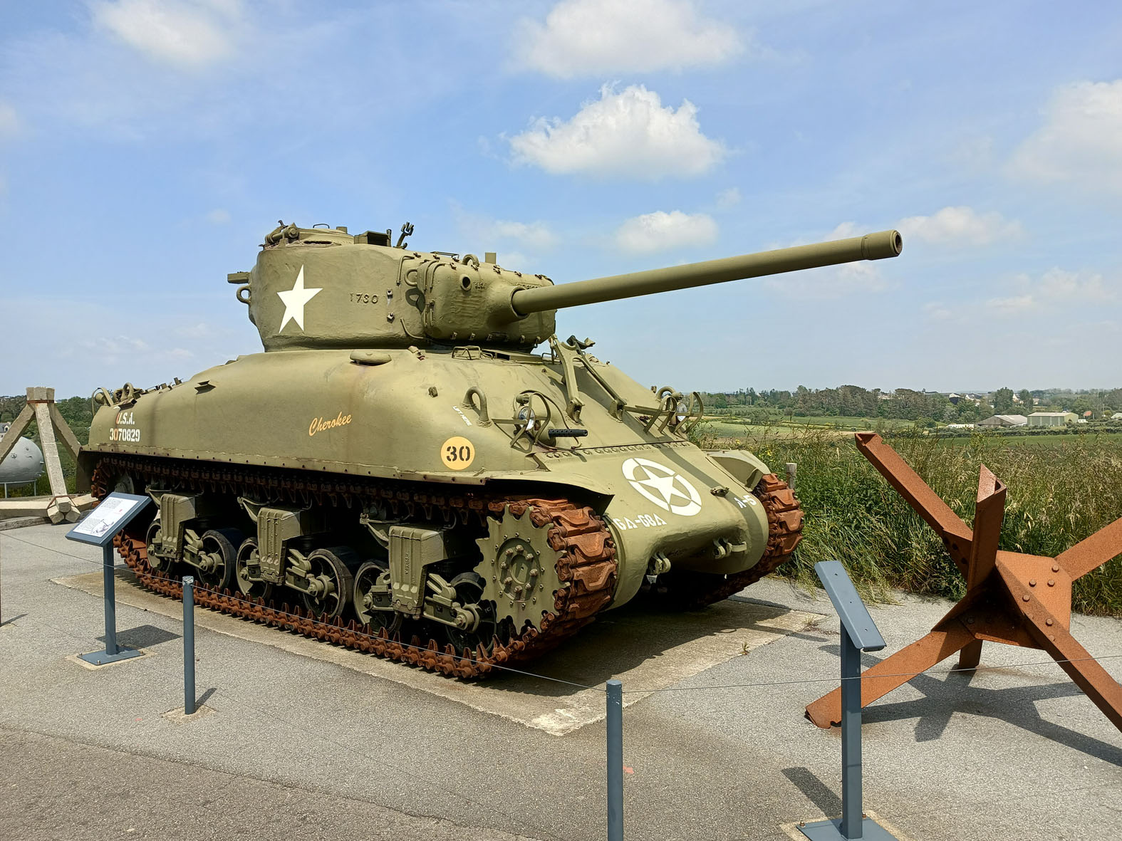 Sherman Финистер Бретань танк Шерман Sherman