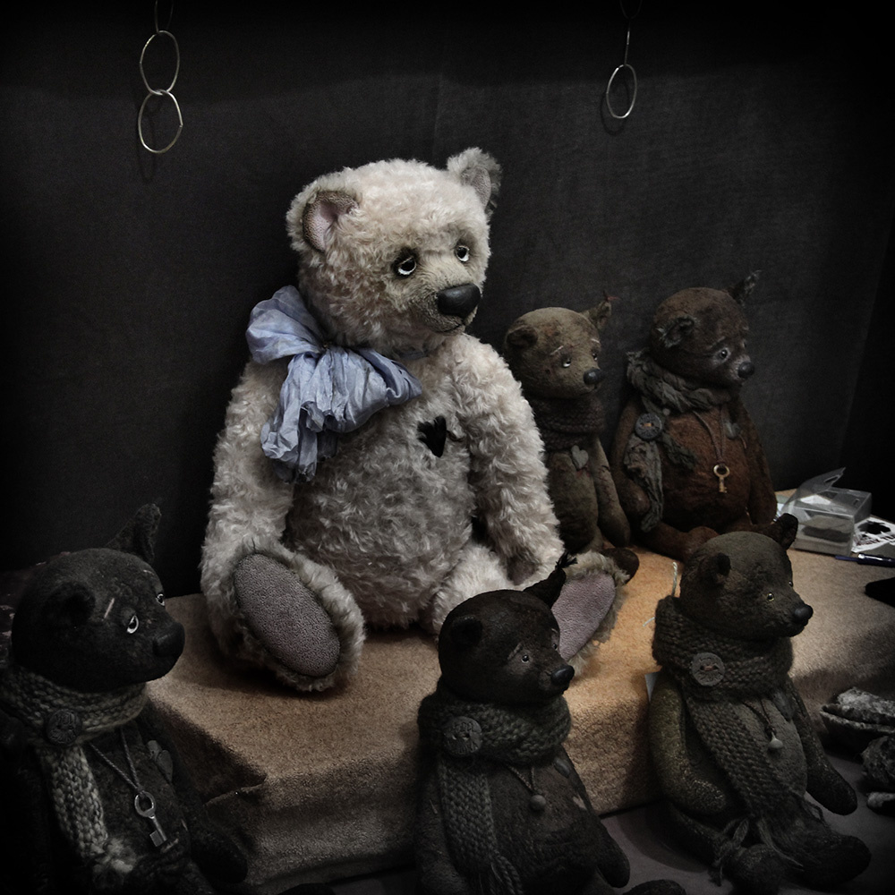 Картинки с выставки (Hello, Teddy) 