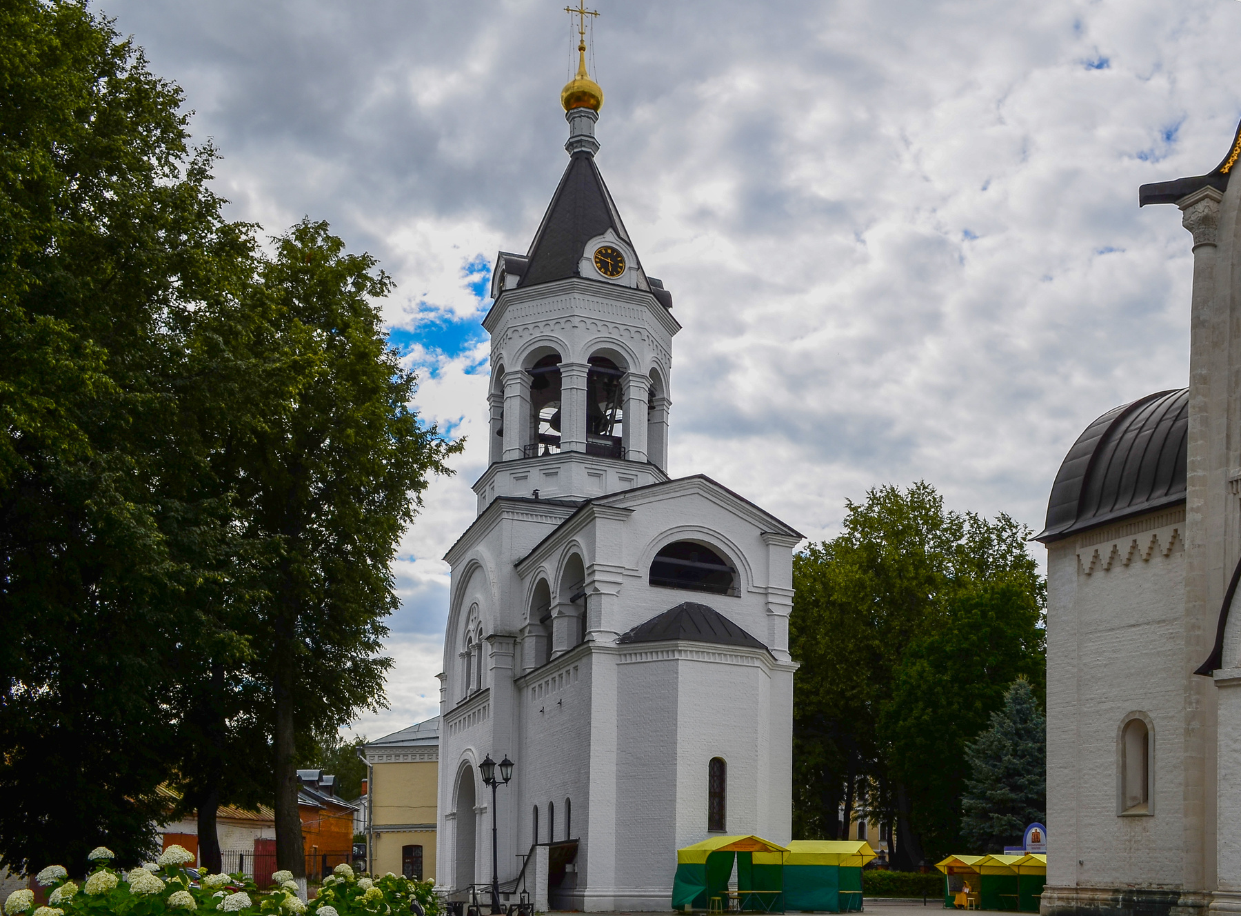 г.Владимир,Богородице-Рождественский монастырь.Колокольня. Город монастырь колокольня