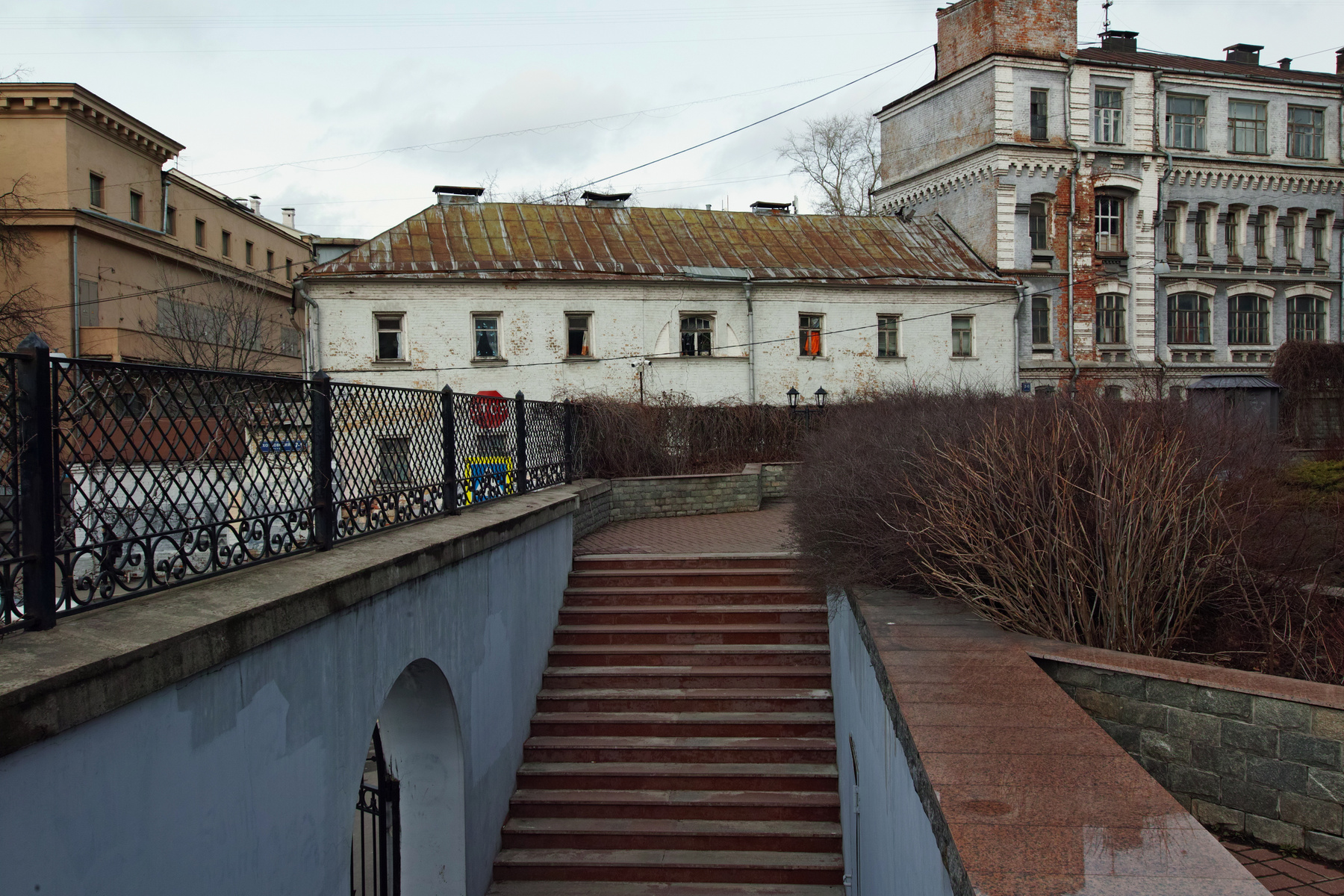 Морозовский сад город Москва сад Морозовский