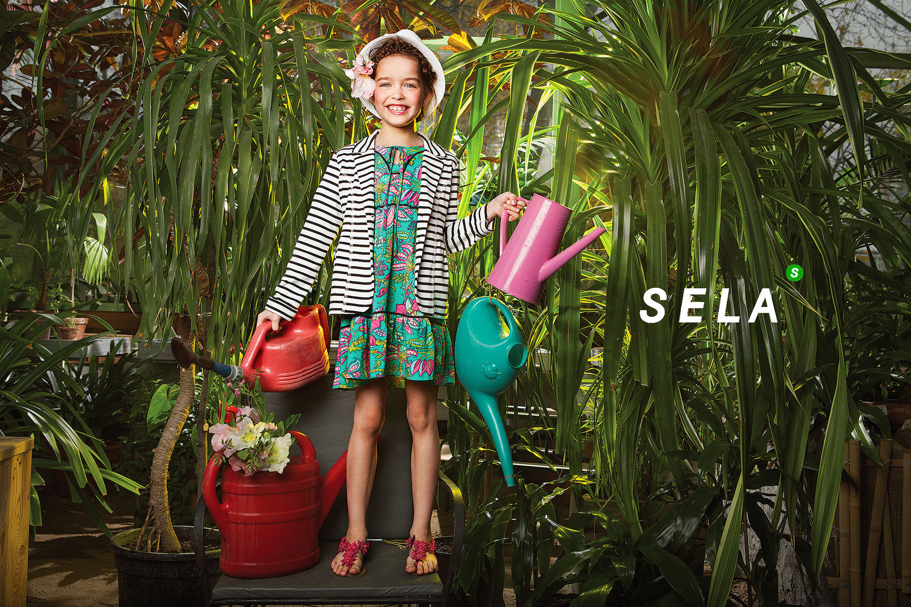 Sela - advertising campaign spring-summer 2013 Sela - advertising campaign spring-summer 2013  Kids advertising photographer by Vika Pobeda -www.vpobeda.com Style: Vika Pobeda Producer, Style: Marina Mеshkova Hair & Make-up: Marina Roy model: Alisa Bragina, Denis Eliseev Сasting: Pobeda kids model man