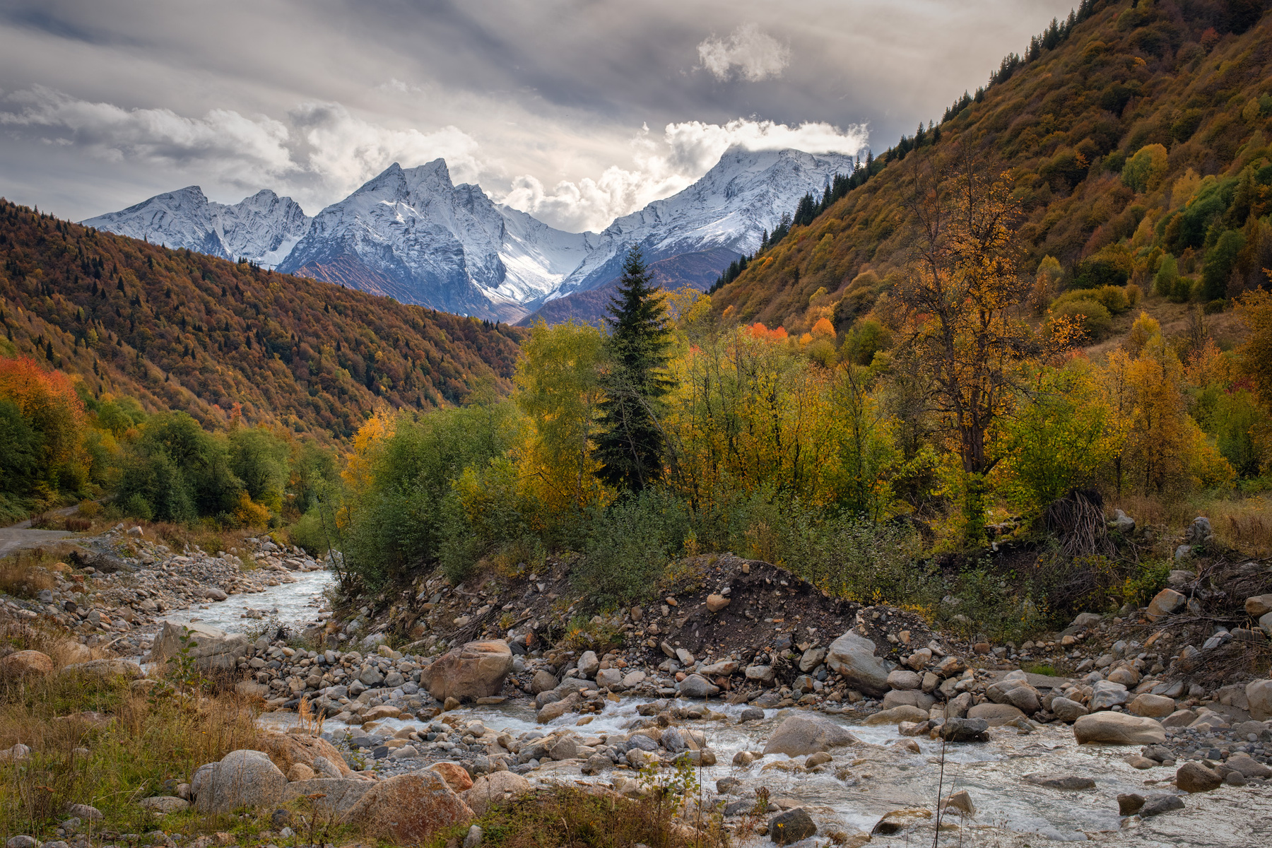 Gona In Yellow And Red racha fall autumn mountains rocks yellow red clouds sky nature landscape scenery travel outdoors georgia sakartvelo chizh