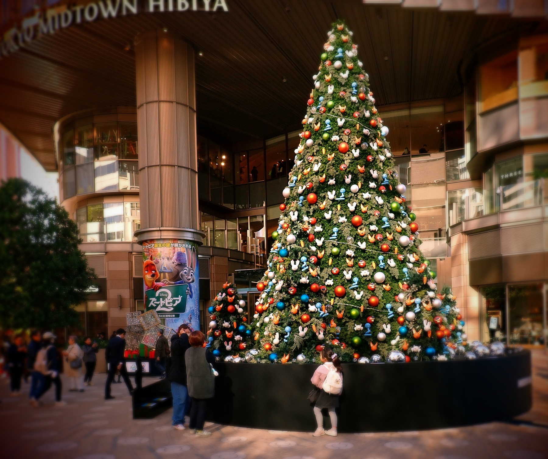 Merry Christmas! Disney Zootopia 2 Hibiya Square елка Рождество декорация