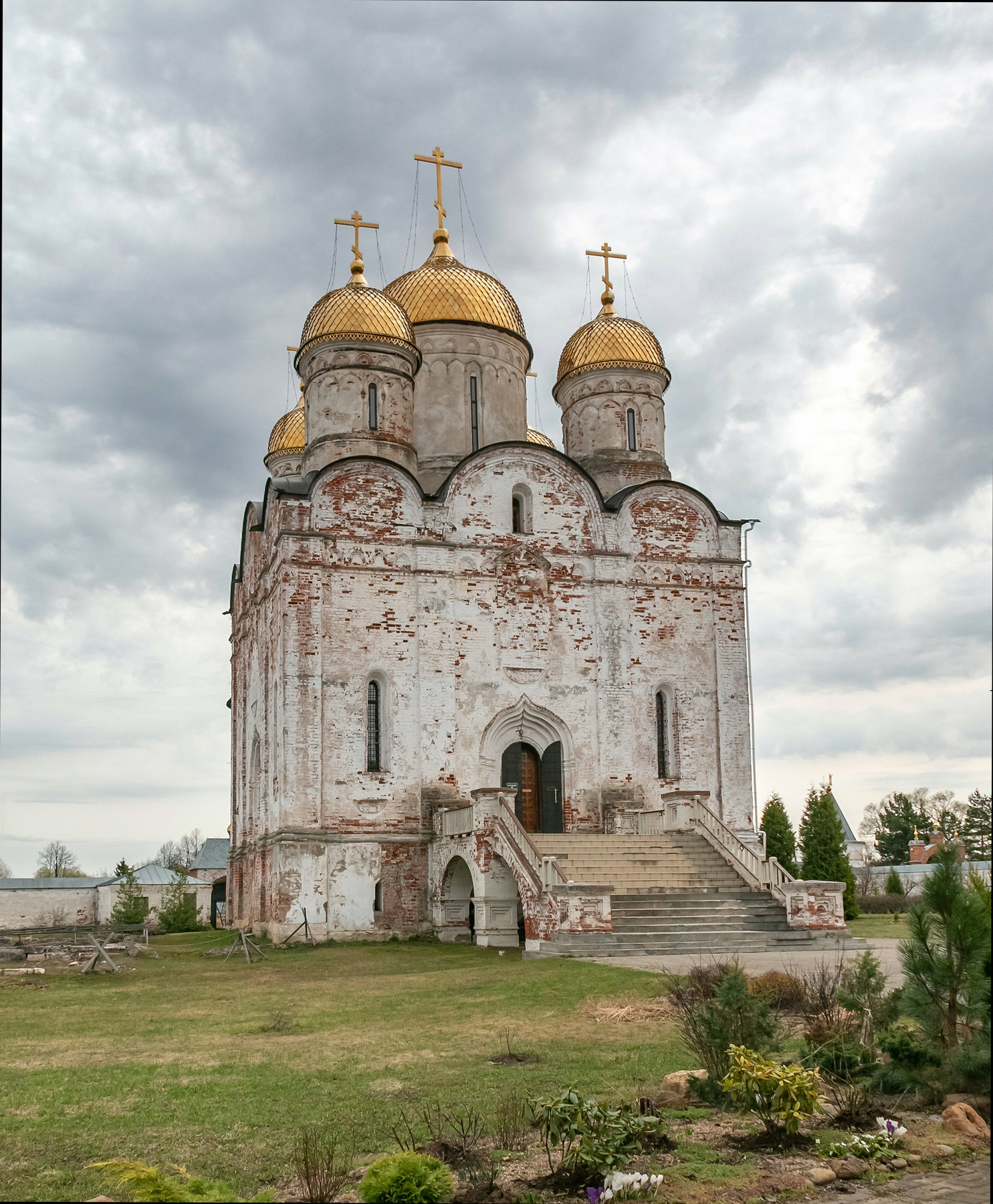 Собор Рождества Пресвятой Богородицы в Лужецком Ферапонтовом монастыре. путешествия архитектура храмы церкви монастыри