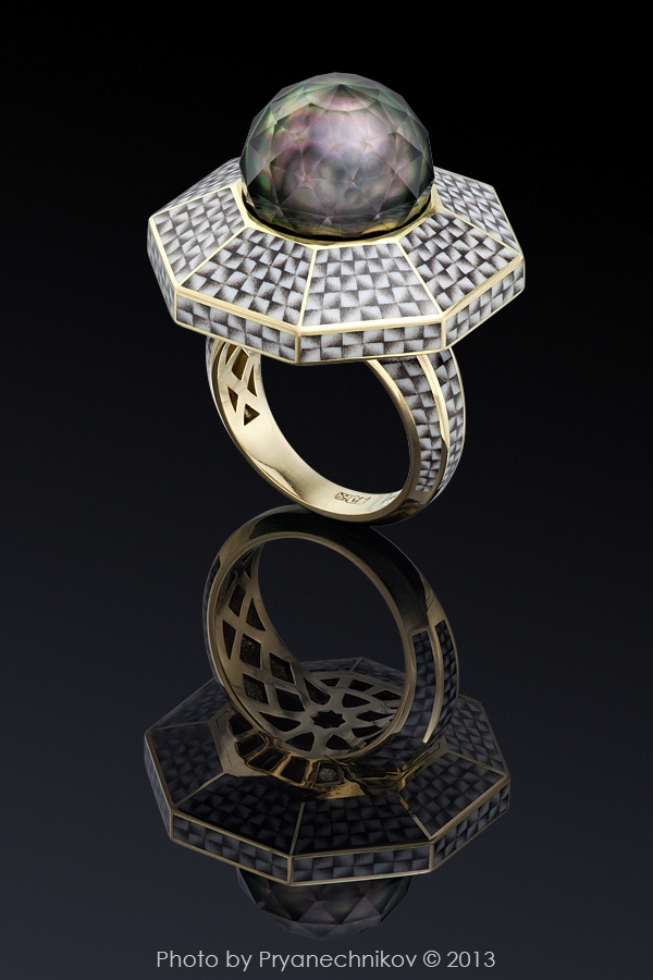 Jewellery Photography. Фото Ювелирных с эмалью и огранённым жемчугом. Ювелирный постер. Diamond Jewelry. IlgizF Фазулзянов Ильгиз Тузлуков Сергей Прянечников Pryanechnikov эмаль жемчуг