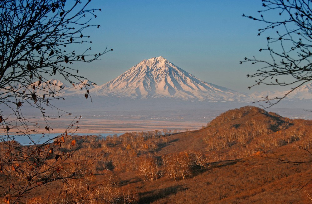 Пронзительная осень Камчатка, вулкан, осень, Корякский