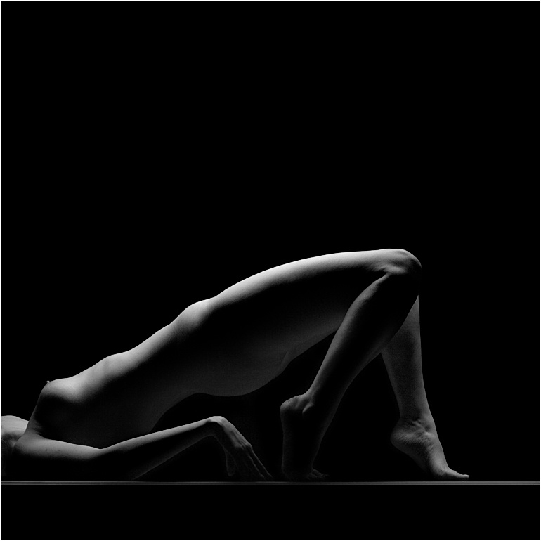 criminal. nude, woman, sculpture