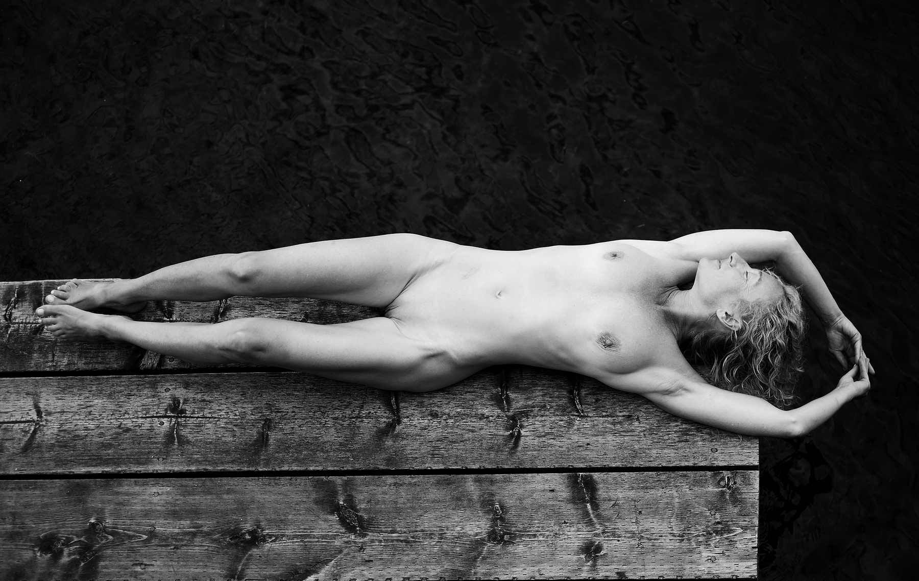 deck 3 nude naked sexy body model erotic lake water