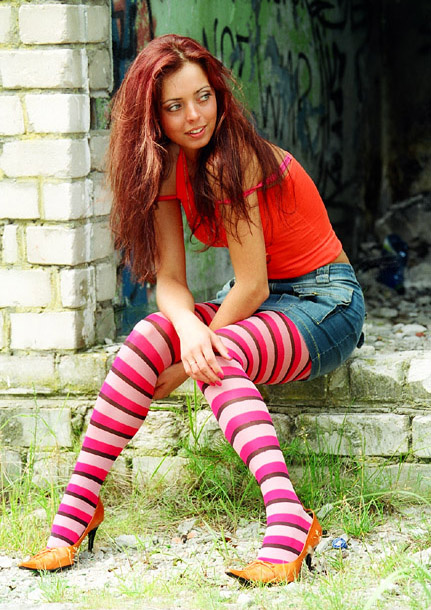 Look girl, colours