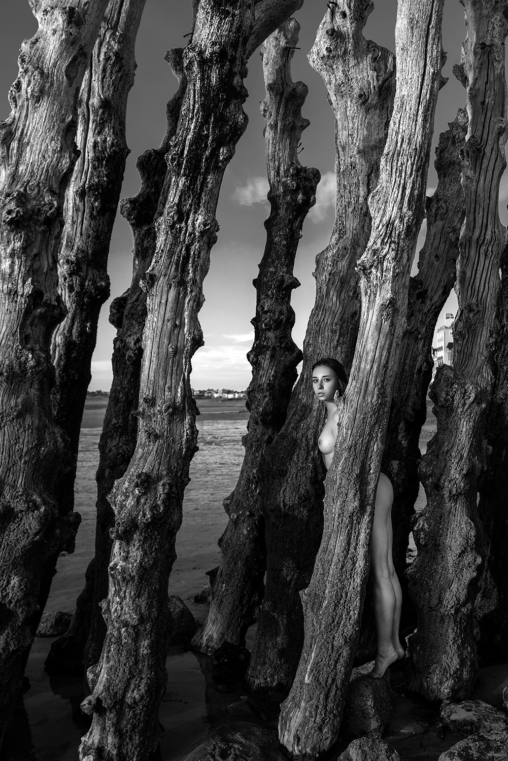Join a nude photo tour of France 