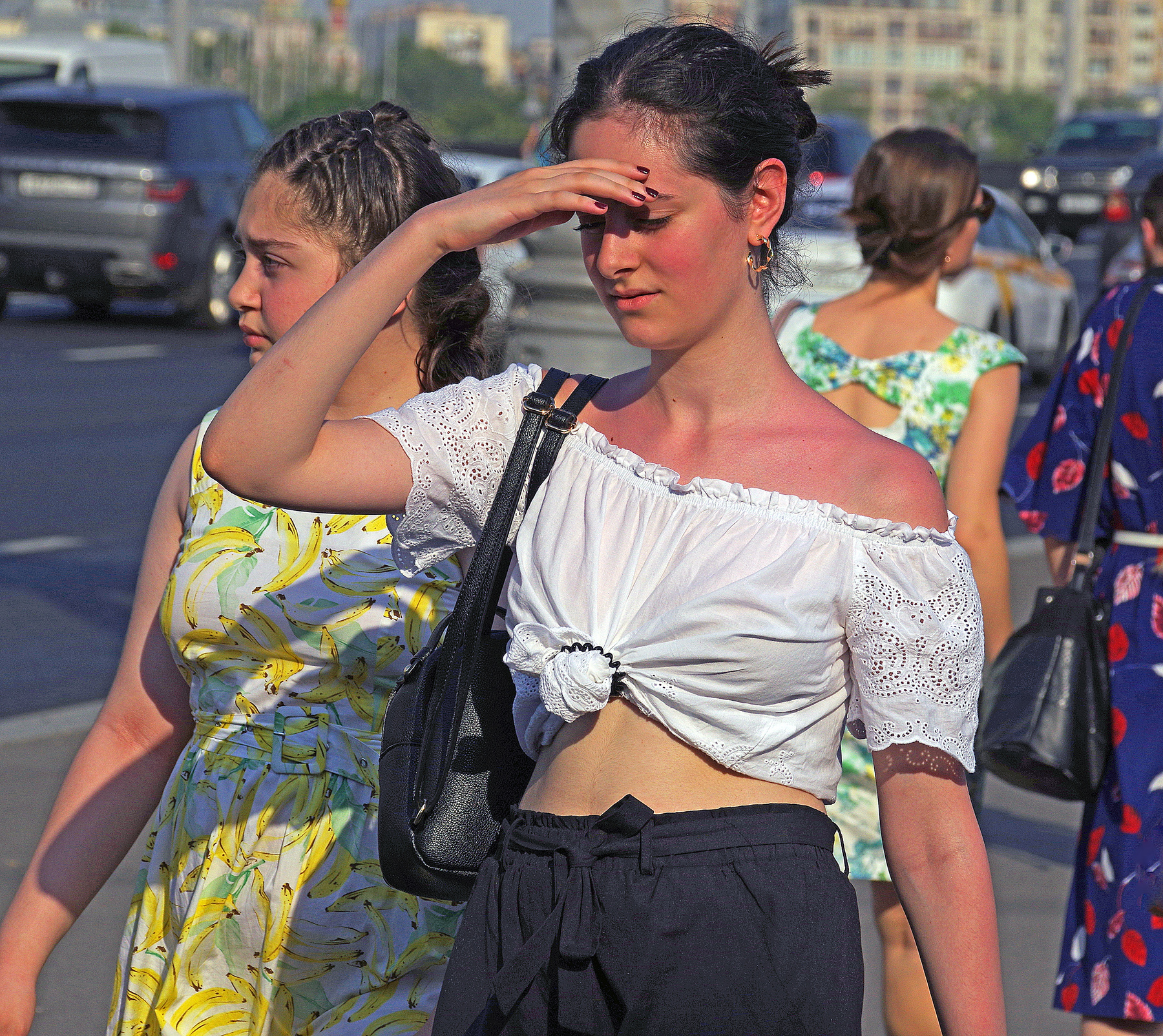 На ярком солнце 