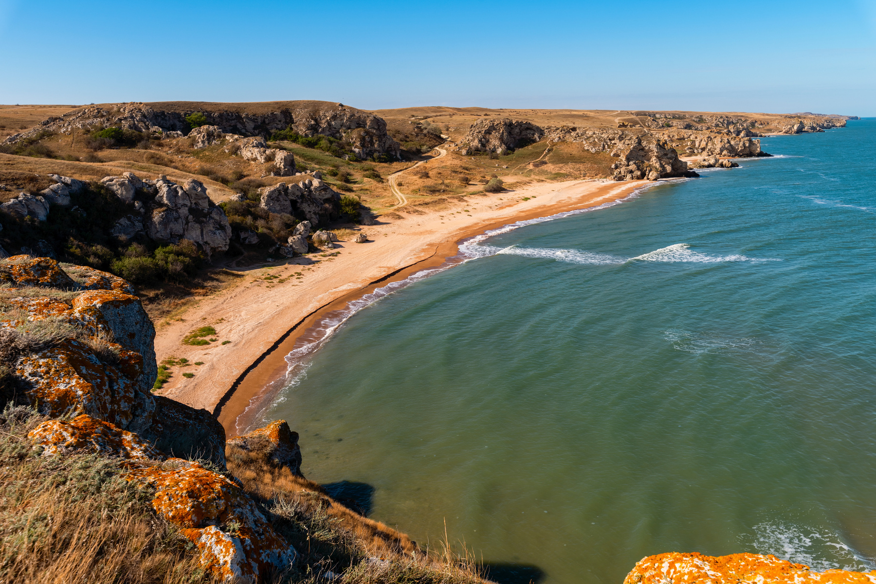 бухта Коровья пейзаж море скалы