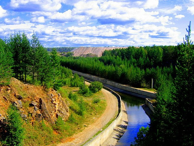 здравствуй небо в облаках:) небо река горы полеты горизонт