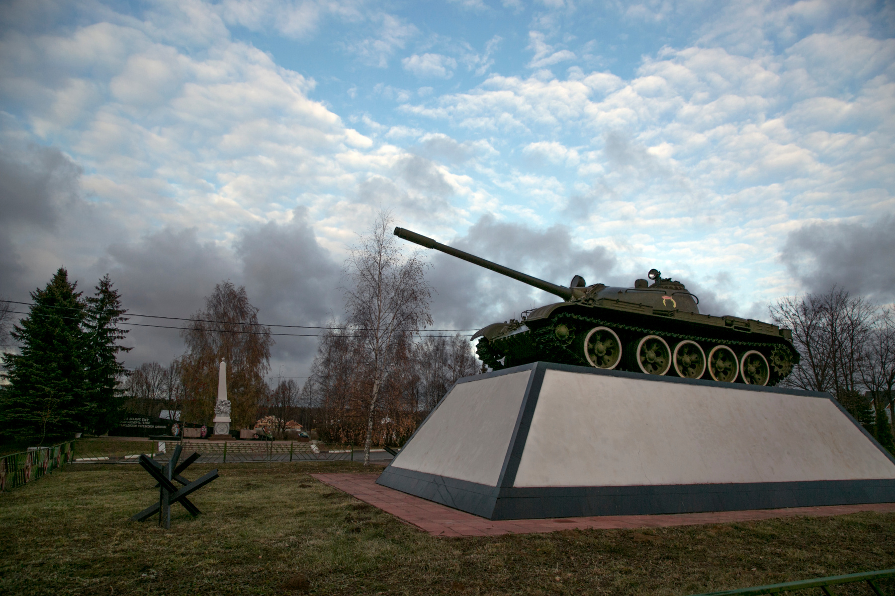 Памятник  Советским войскам Mergaliev