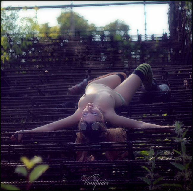 **** 