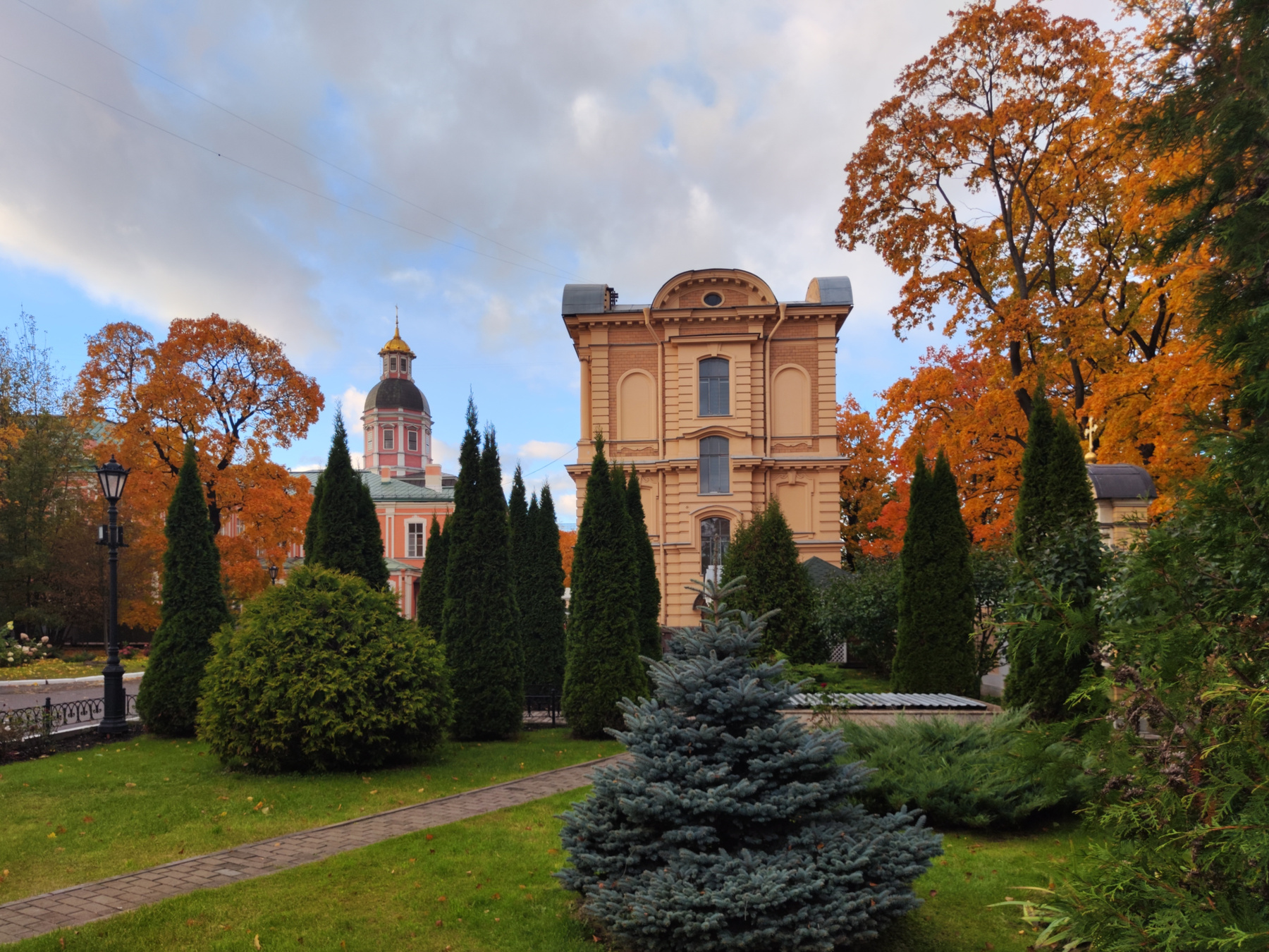 *** Петербург Александро-Невская Лавра осень