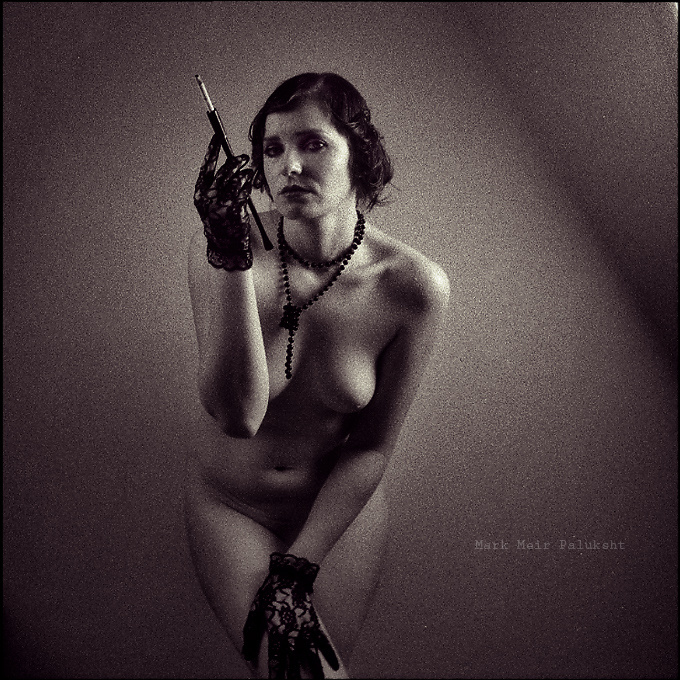 retro... retro nude  ilford  3200  сф.  6*6  