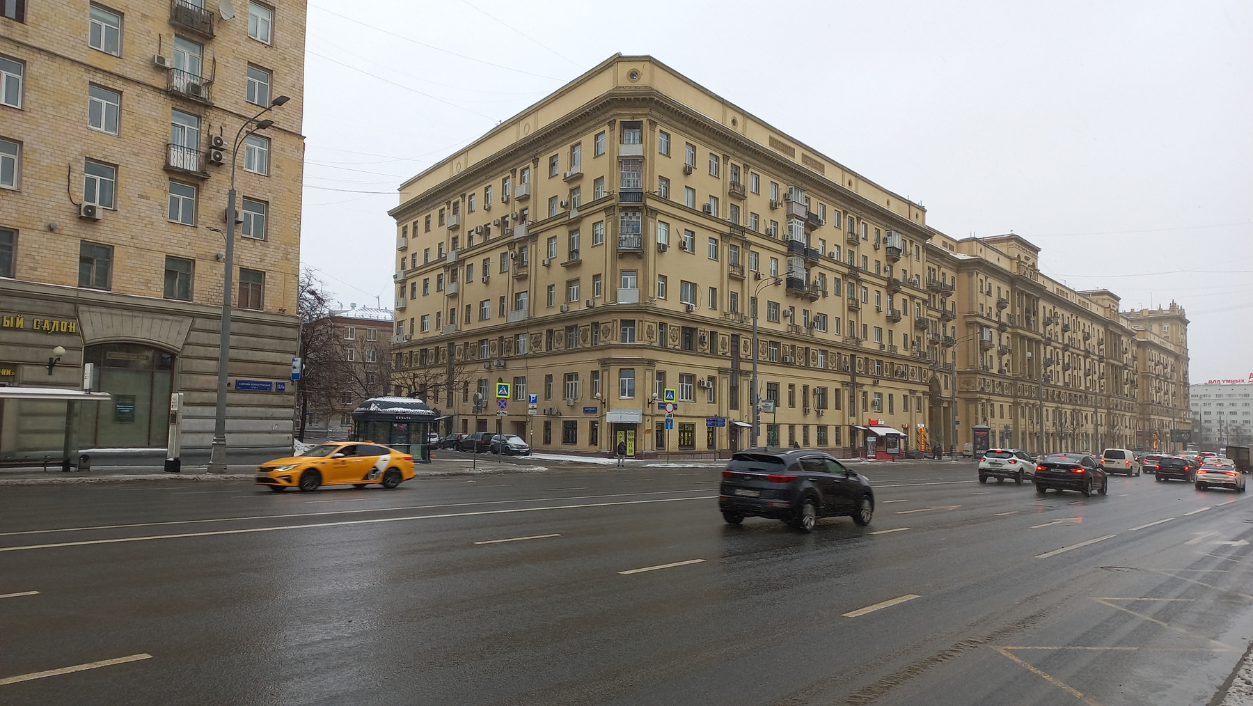 улица Садовая-Черногрязская Москва