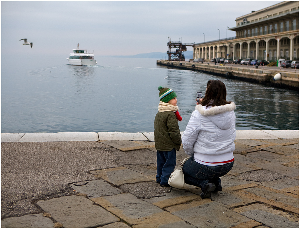 Как провожают пароходы в 21 веке Италия Триест Italia Trieste