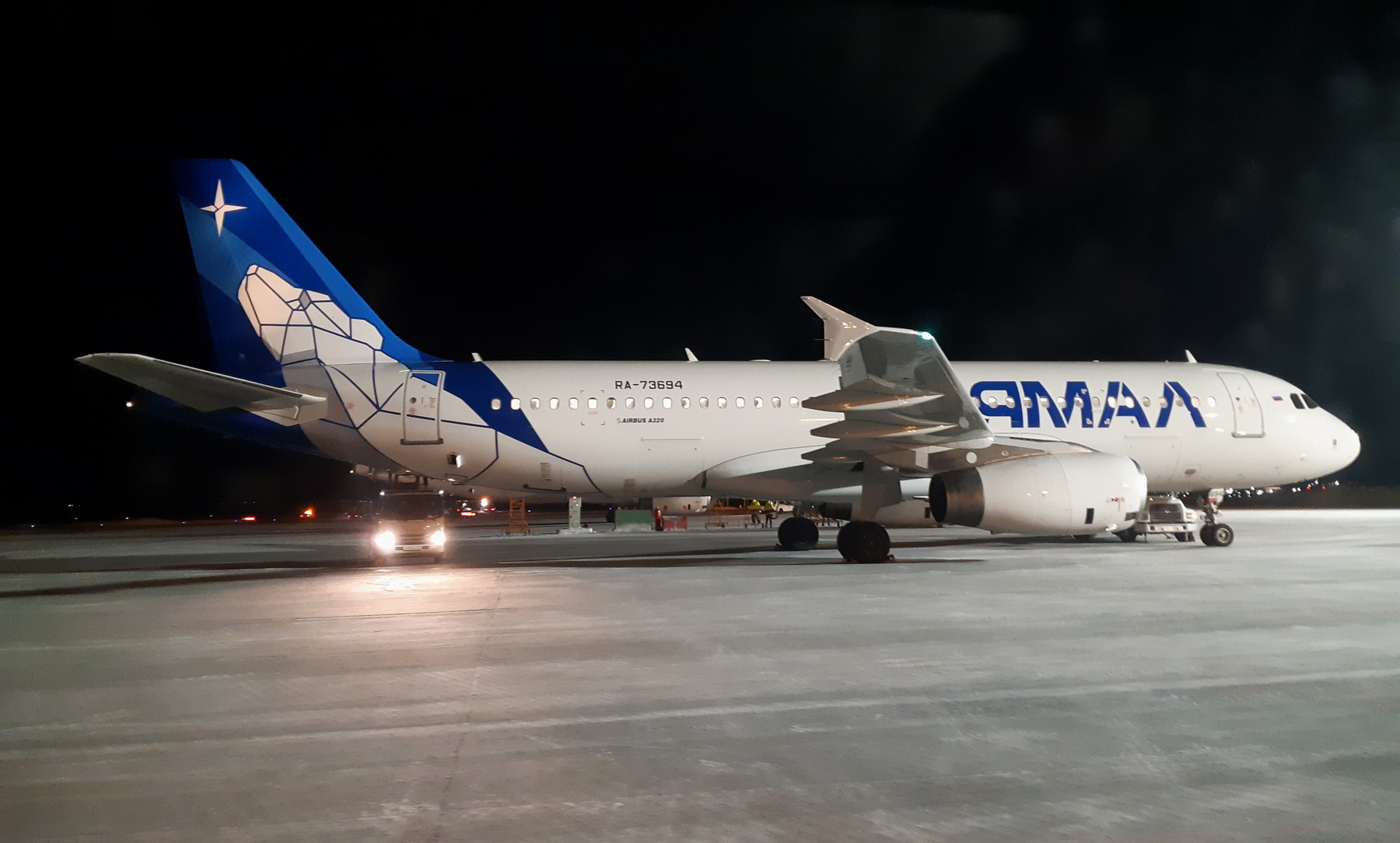 A-320 RA-73694 Новая ливрея 
