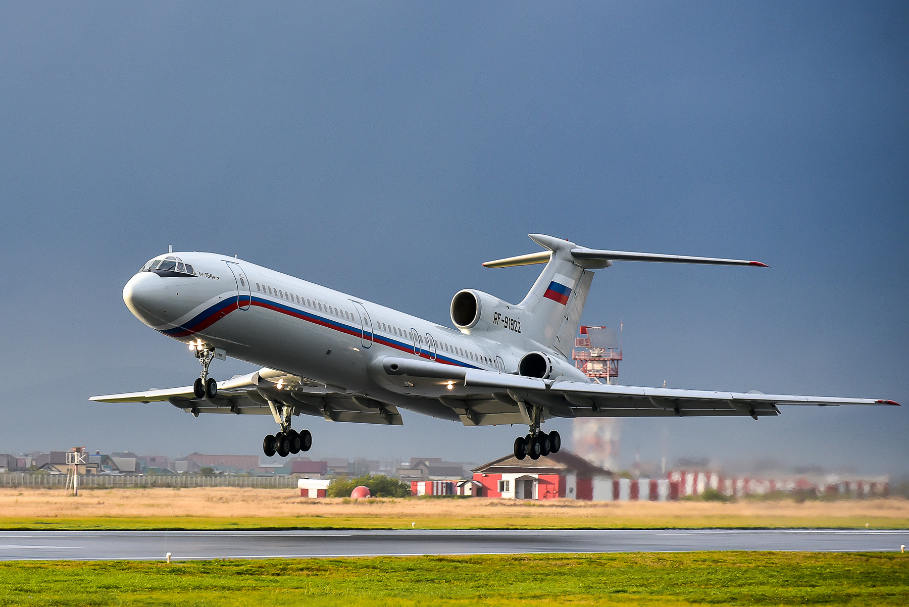 Аврора Ту-154Б RF-91822