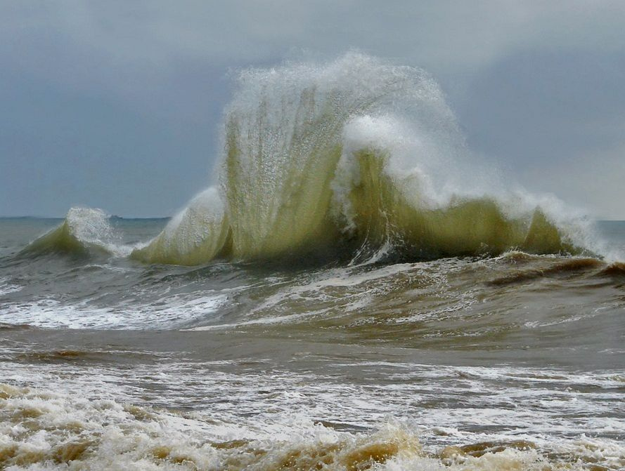 Гребень... Вода