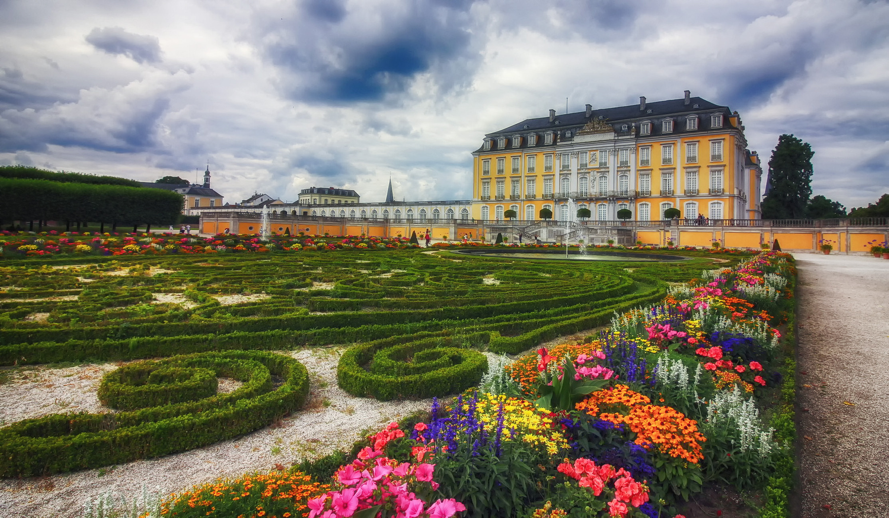 Augustusburg Bruehl 