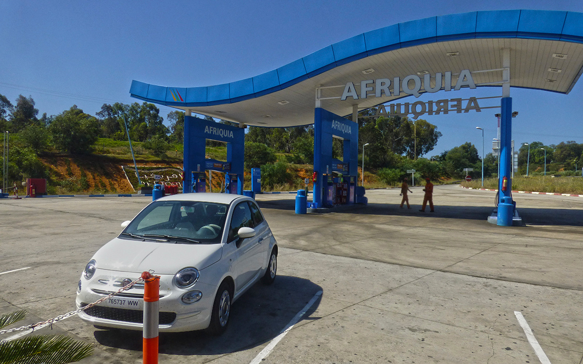 cinquecento & afriquia Марокко Morocco Рабат Кенитра fiat 500 заправка Afriquia символ