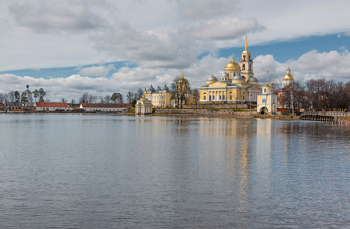 Нилова Пустынь 