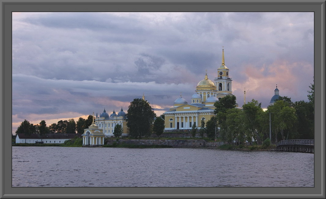 Монастырь Нилова пустынь. Пейзаж