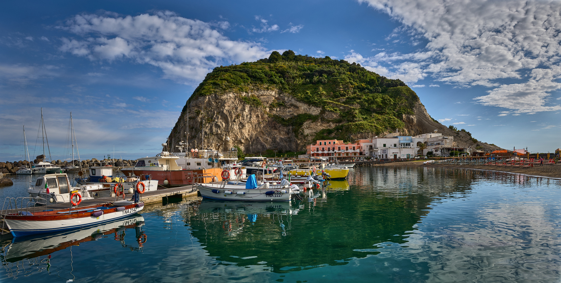 Porto di Sant’Angelo... Porto di Sant Angelo Порт Сант-Анджело