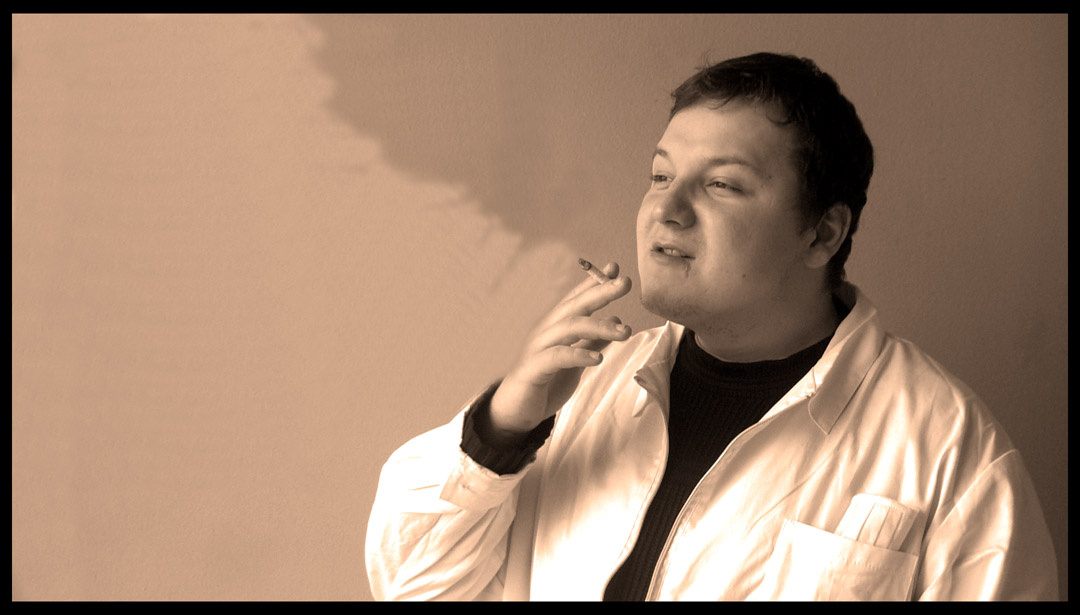 are you smoking... no/// homo-sigaretts///