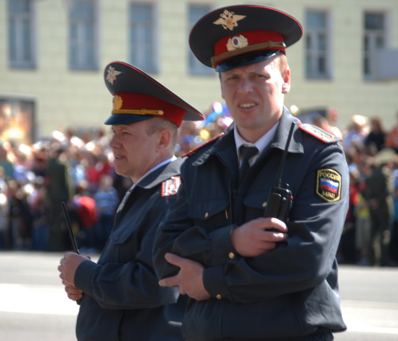 Под контролем милиция, охрана, портрет, праздник