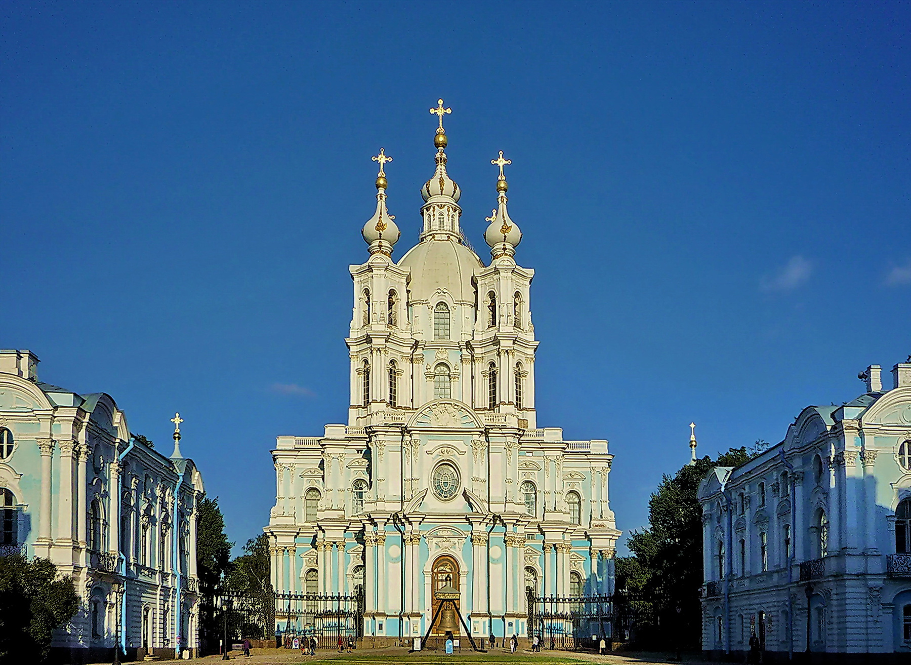 *** смольный собор