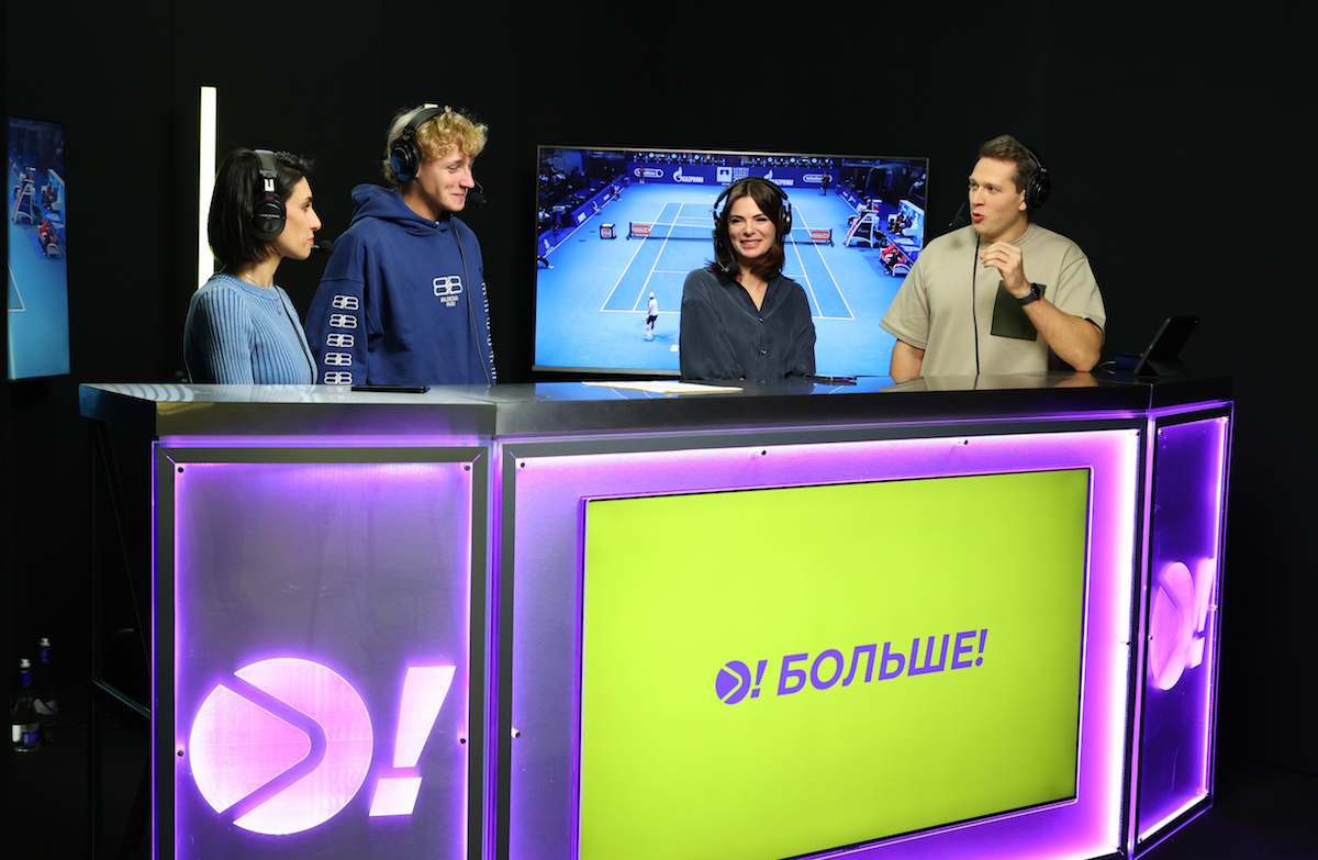 TV студия... tennis big Palmyra Petersburg player racket russia ball Alextennis Belokamennaya SpbOpen