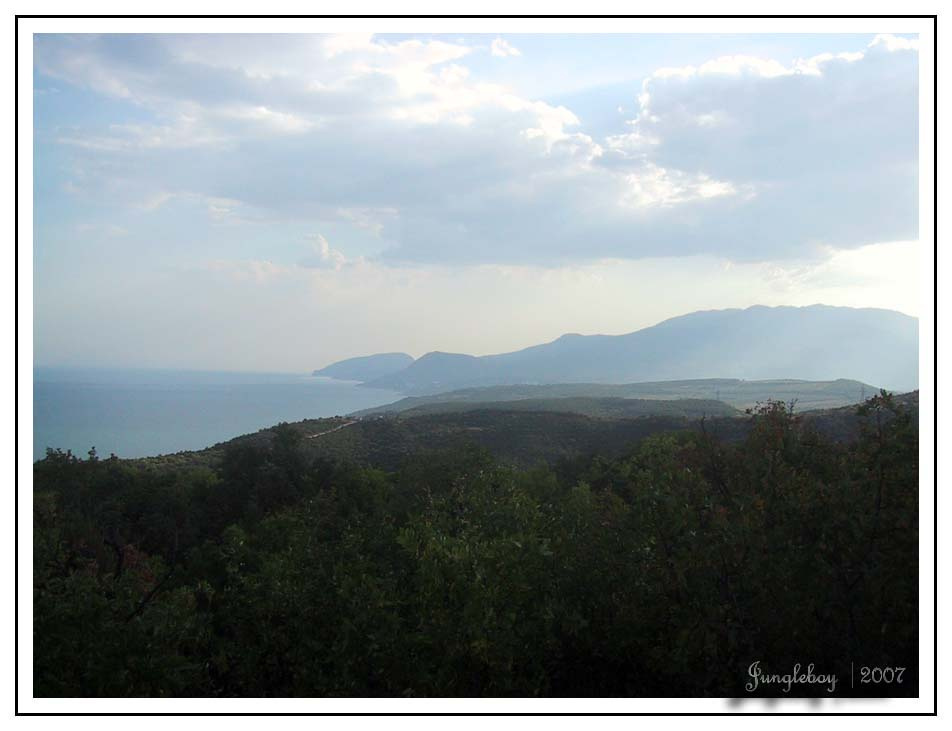 Krymas | Крым | Crimea Вечер, деревья , вода