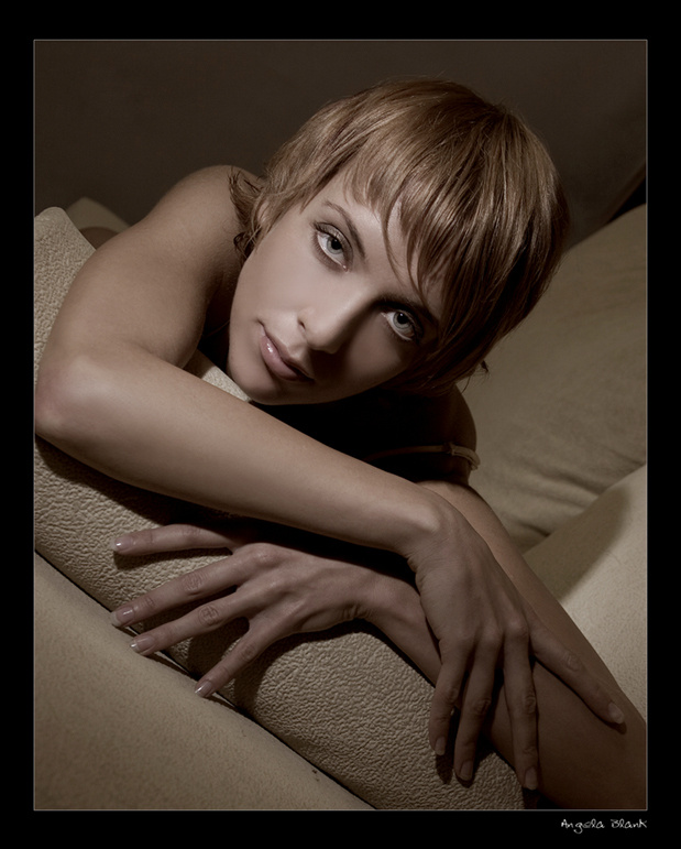 Лена Angela Blank