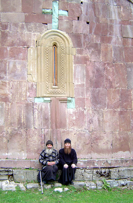 dvoe (monastiri gruzii) monastir, Gruzia, sviashennik
