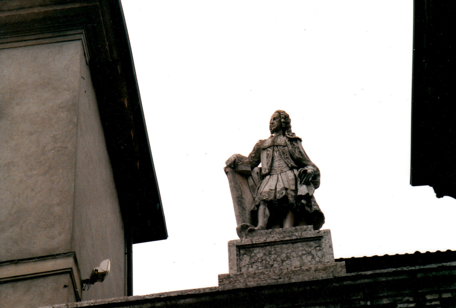 ВЕРОНА 12 
