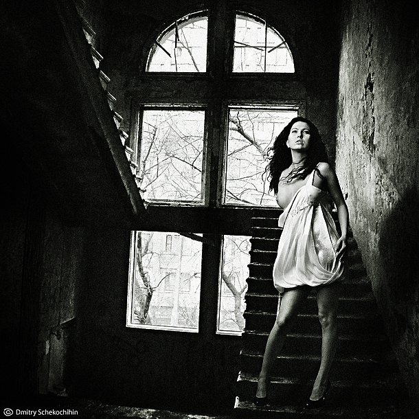 ...and emptiness девушка портрет жанр она красота 