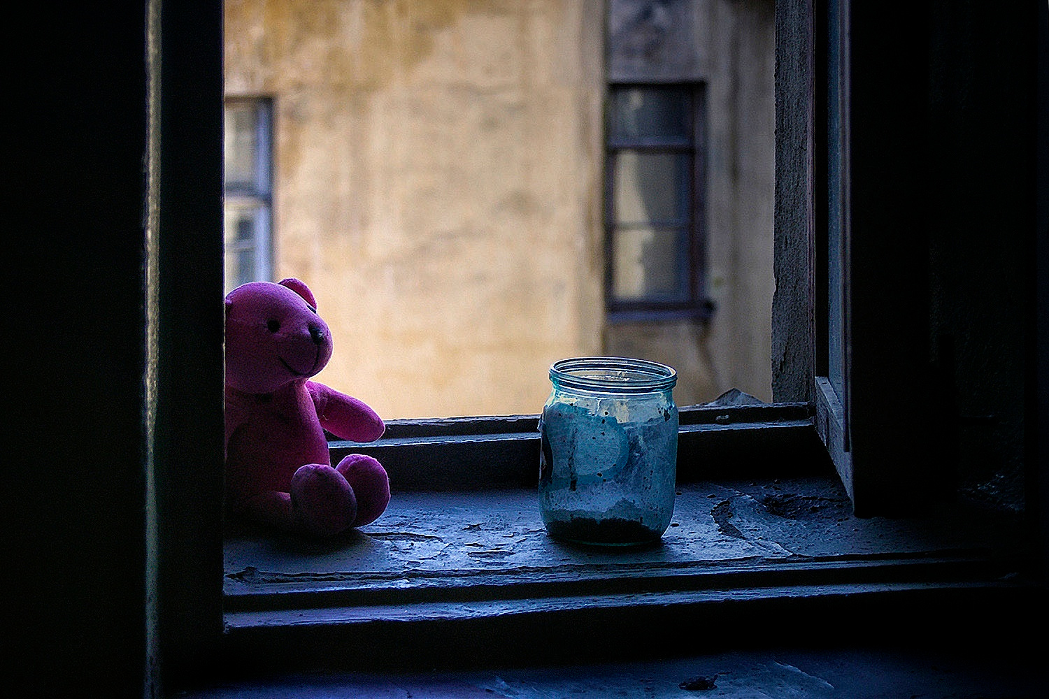 deep.spb*** deepspb art ambient minimal deep spb artwork city street industrial urban urbex abandoned decay urbandecay grunge vintage streetart underground abstract urbanart oldschool contrast shadow light perspective urbanexploration urbanandstreet graphic geometry
